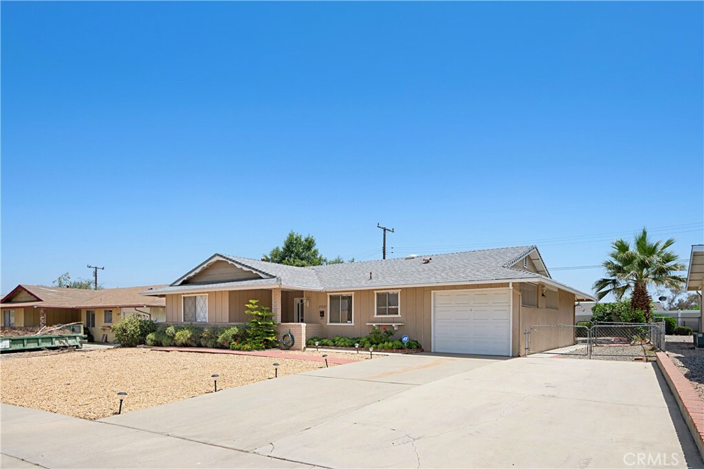 Property Photo:  25821 Musselburgh Drive  CA 92586 