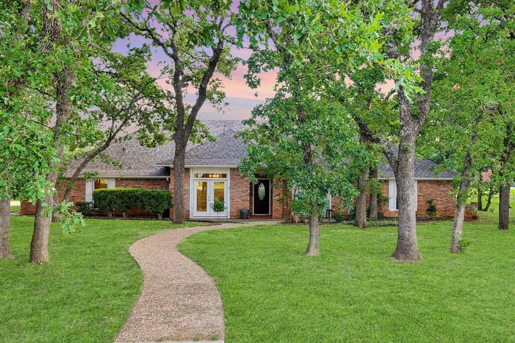 Property Photo:  428 Woodland Drive  TX 75077 