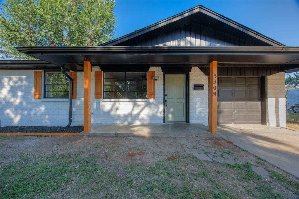 Property Photo:  3309 N Markwell Avenue  OK 73008 