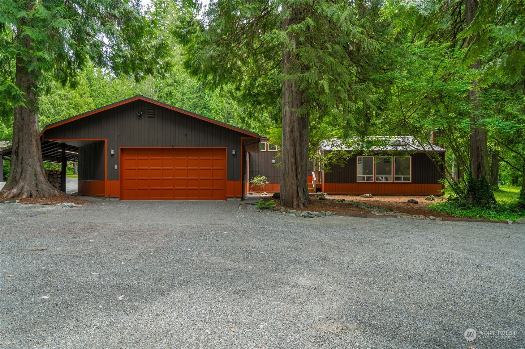 Property Photo:  13720 246th Avenue SE  WA 98027 