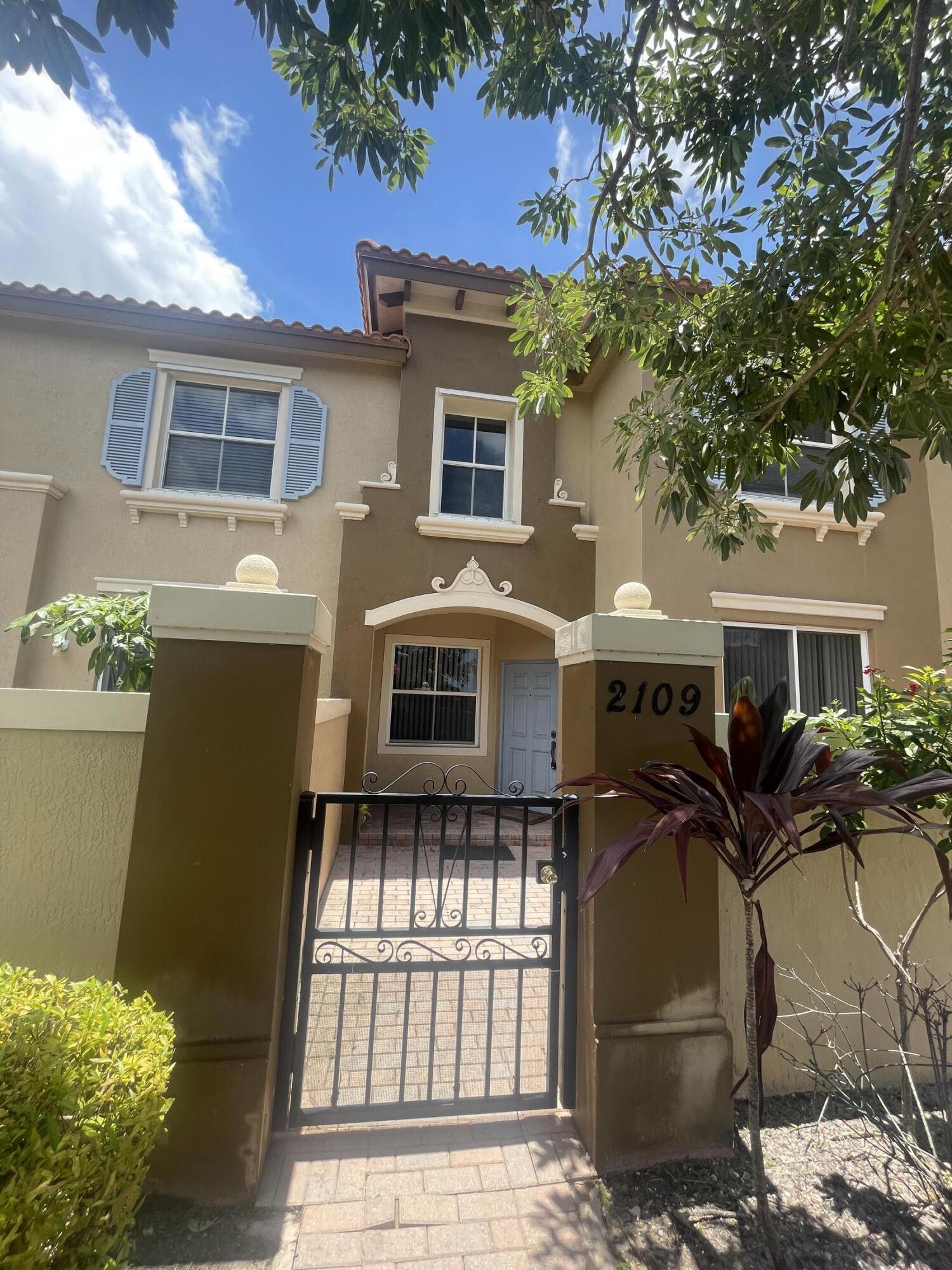 Property Photo: 2914 Hope Valley Street 2109 FL 33411