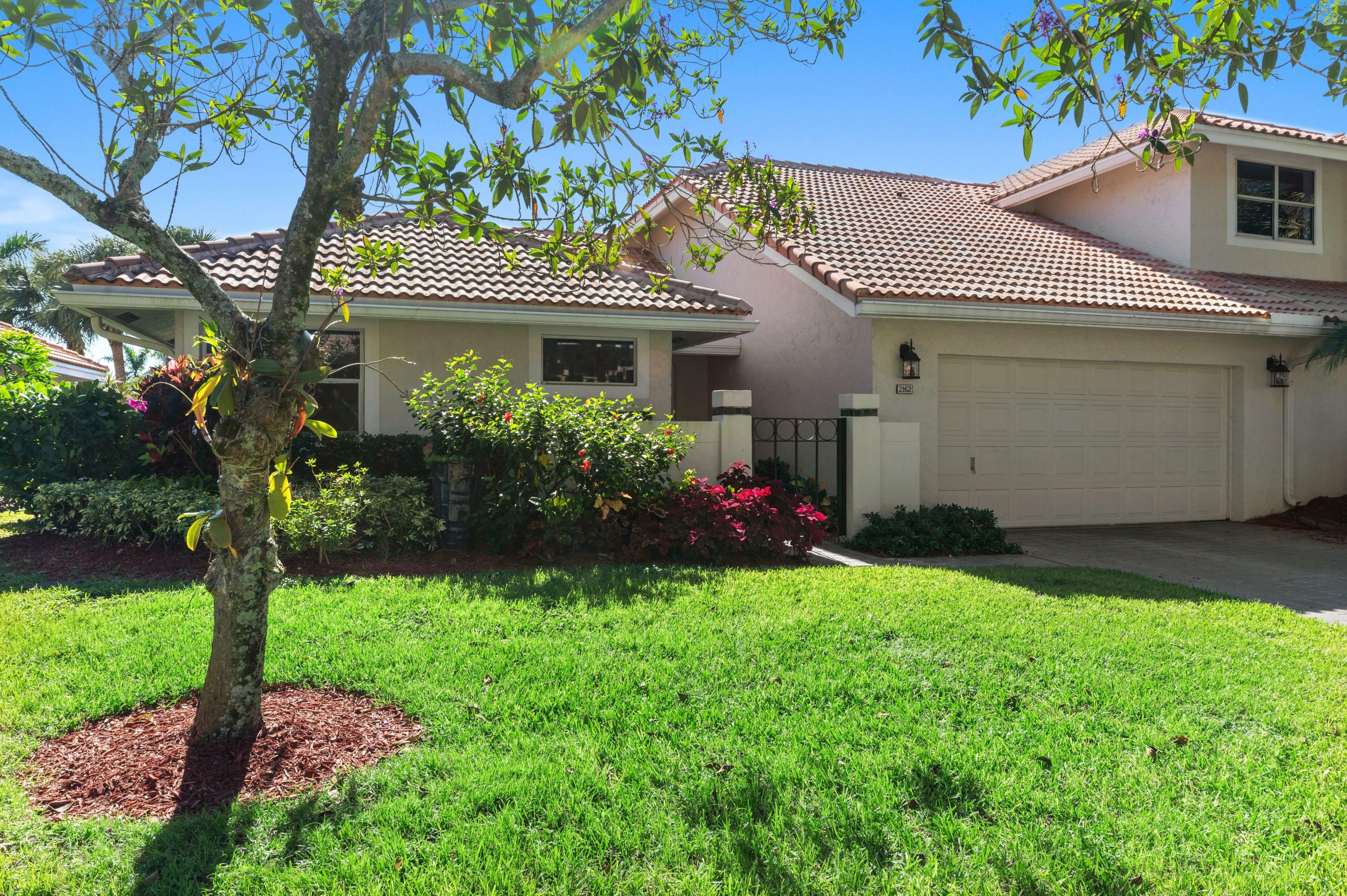 Property Photo:  2162 NW 52nd Street  FL 33496 