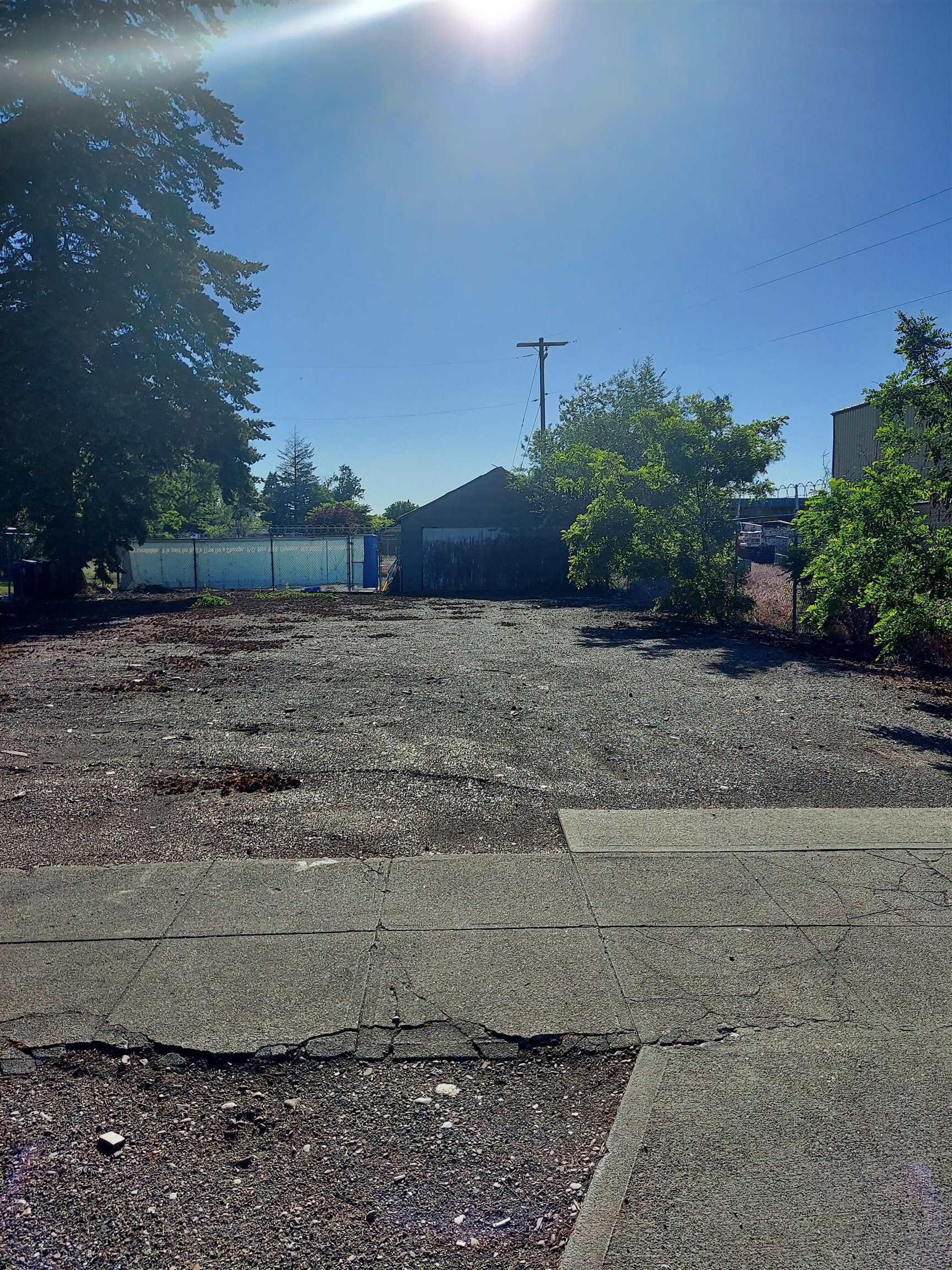 Property Photo:  2517 N Dakota St  WA 99207 