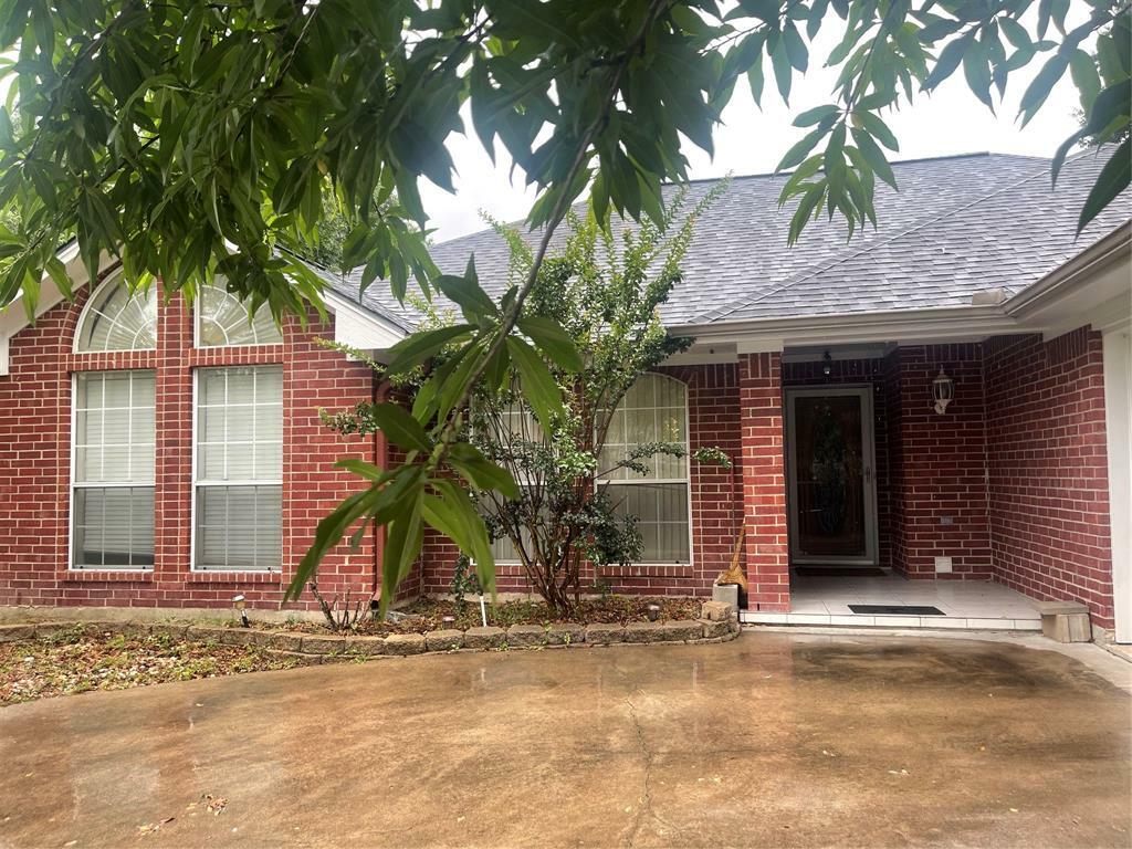 Property Photo: 301 Brookside Drive TX 77833