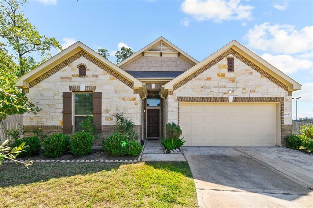 Property Photo:  2044 N Elkington Circle Circle  TX 77304 