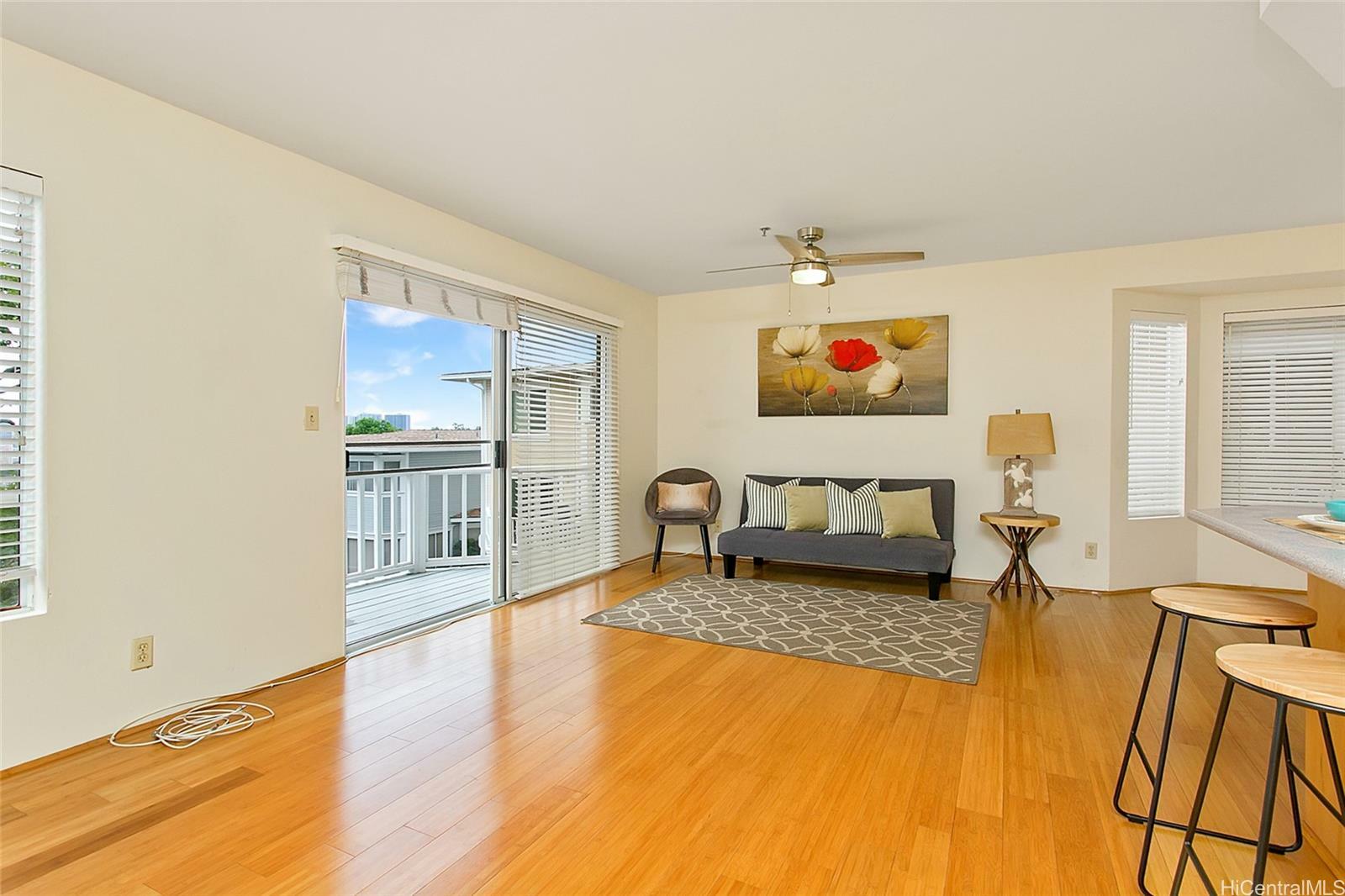 Property Photo:  982 Prospect Street 8  HI 96822 