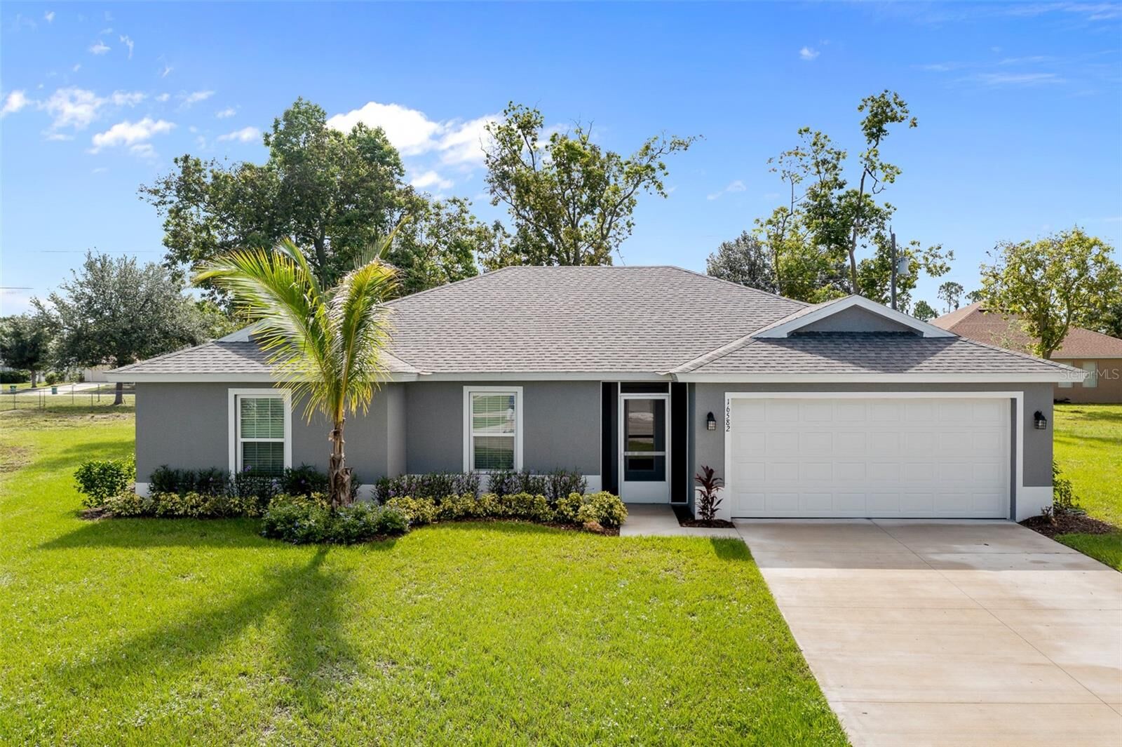 Property Photo:  16582 Becasse Drive  FL 33955 