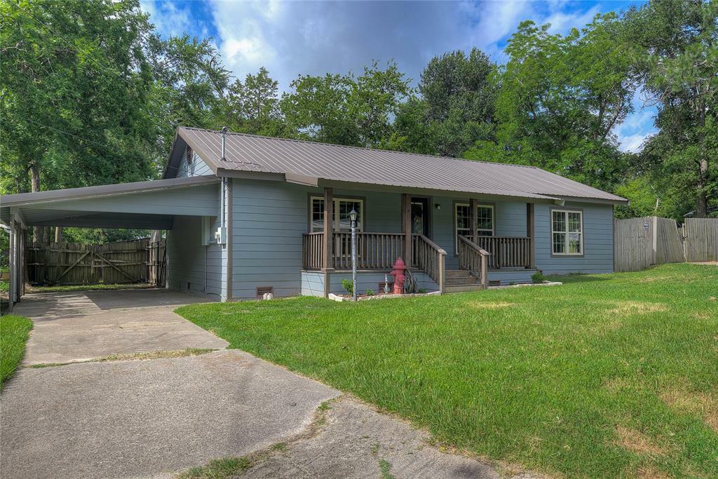 Property Photo:  606 Bellview Street  TX 75482 