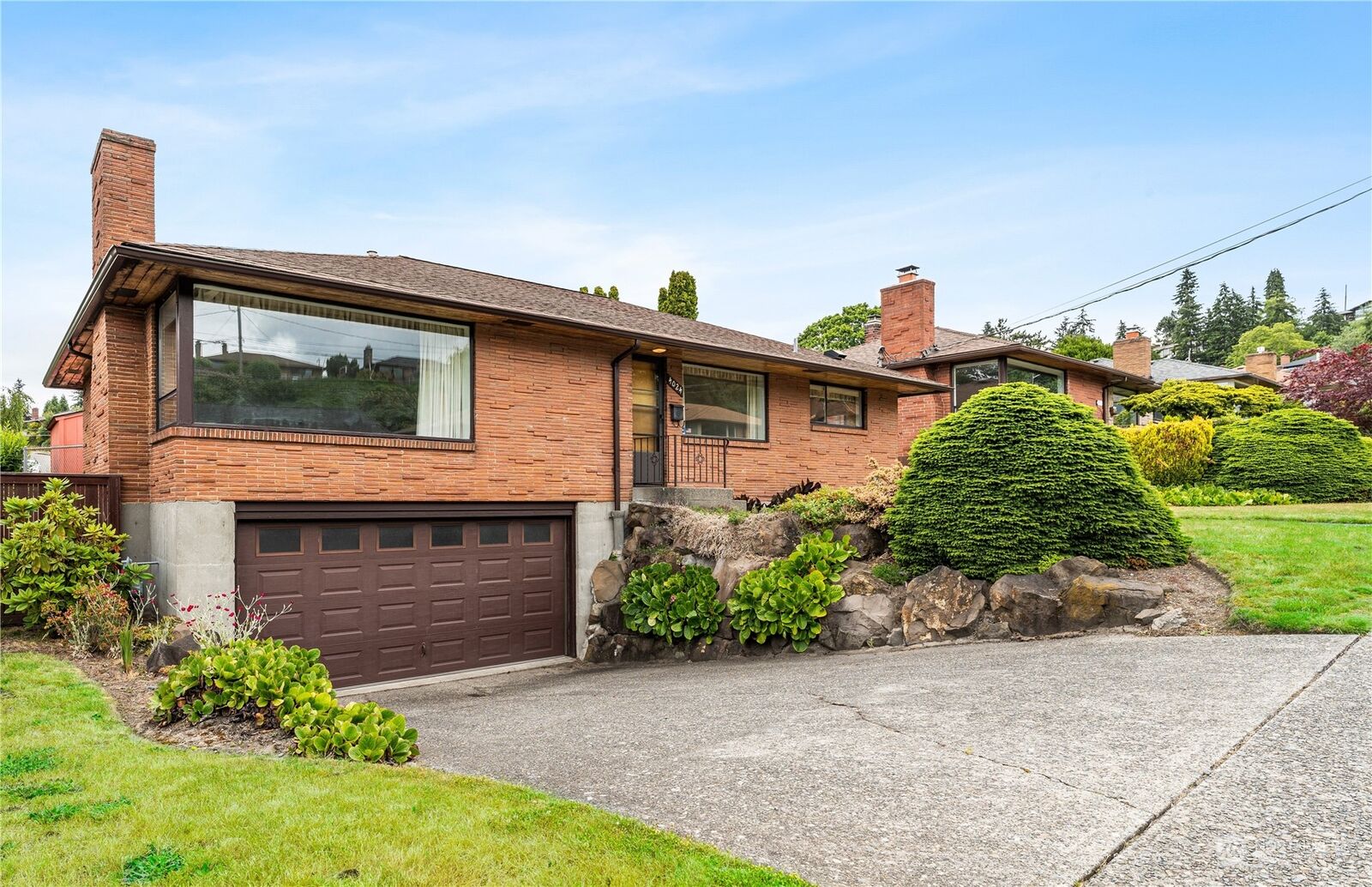 Property Photo:  4024 SW Concord Street  WA 98136 