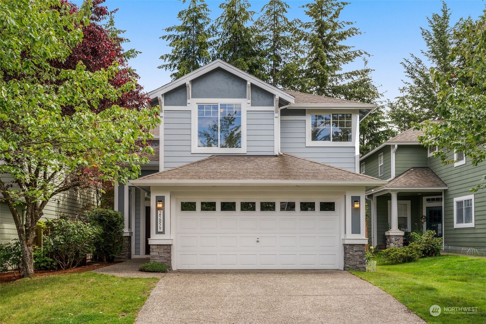 Property Photo:  25059 SE 43rd Way  WA 98029 