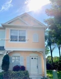 Property Photo:  21 Fleming Ct  FL 33326 