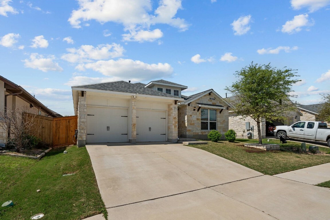 Property Photo:  2417 Burberry Lane  TX 78641 