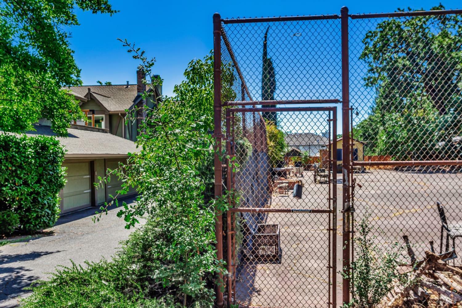 Property Photo:  955 Hunt Avenue  CA 94574 