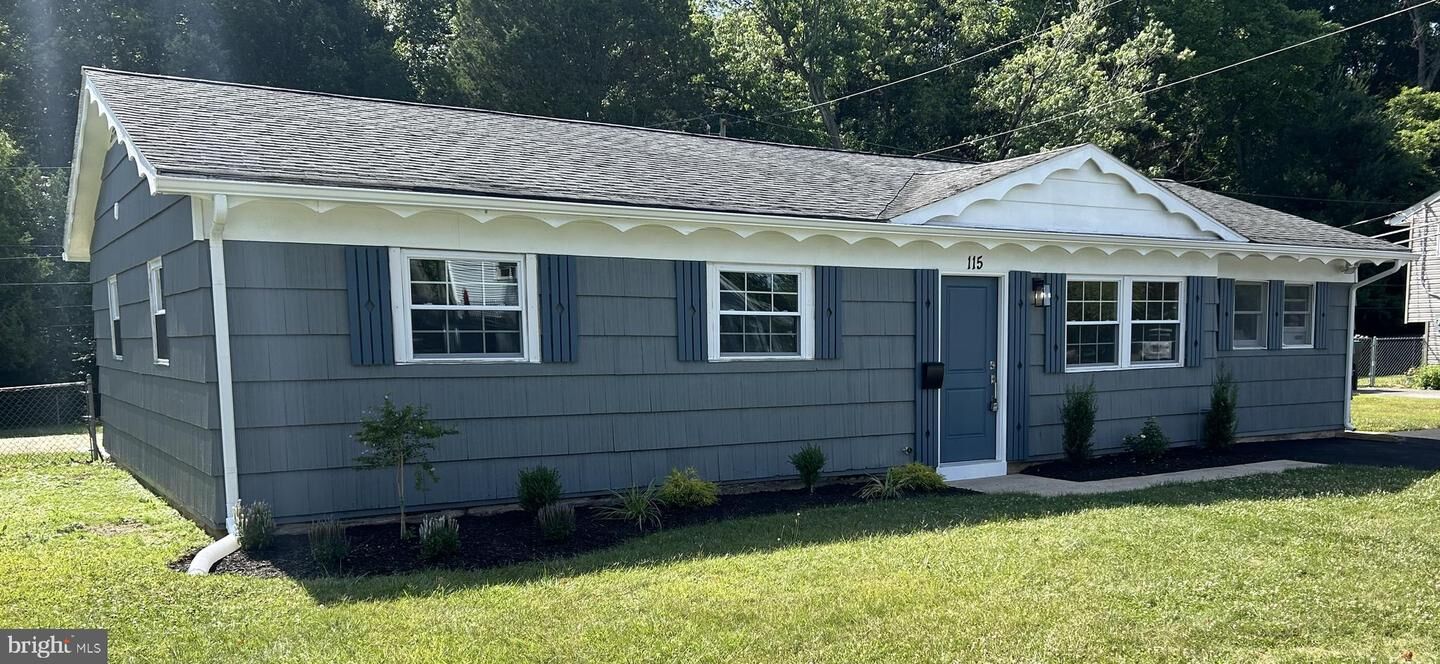 Property Photo:  115 Anderson Road  DE 19713 