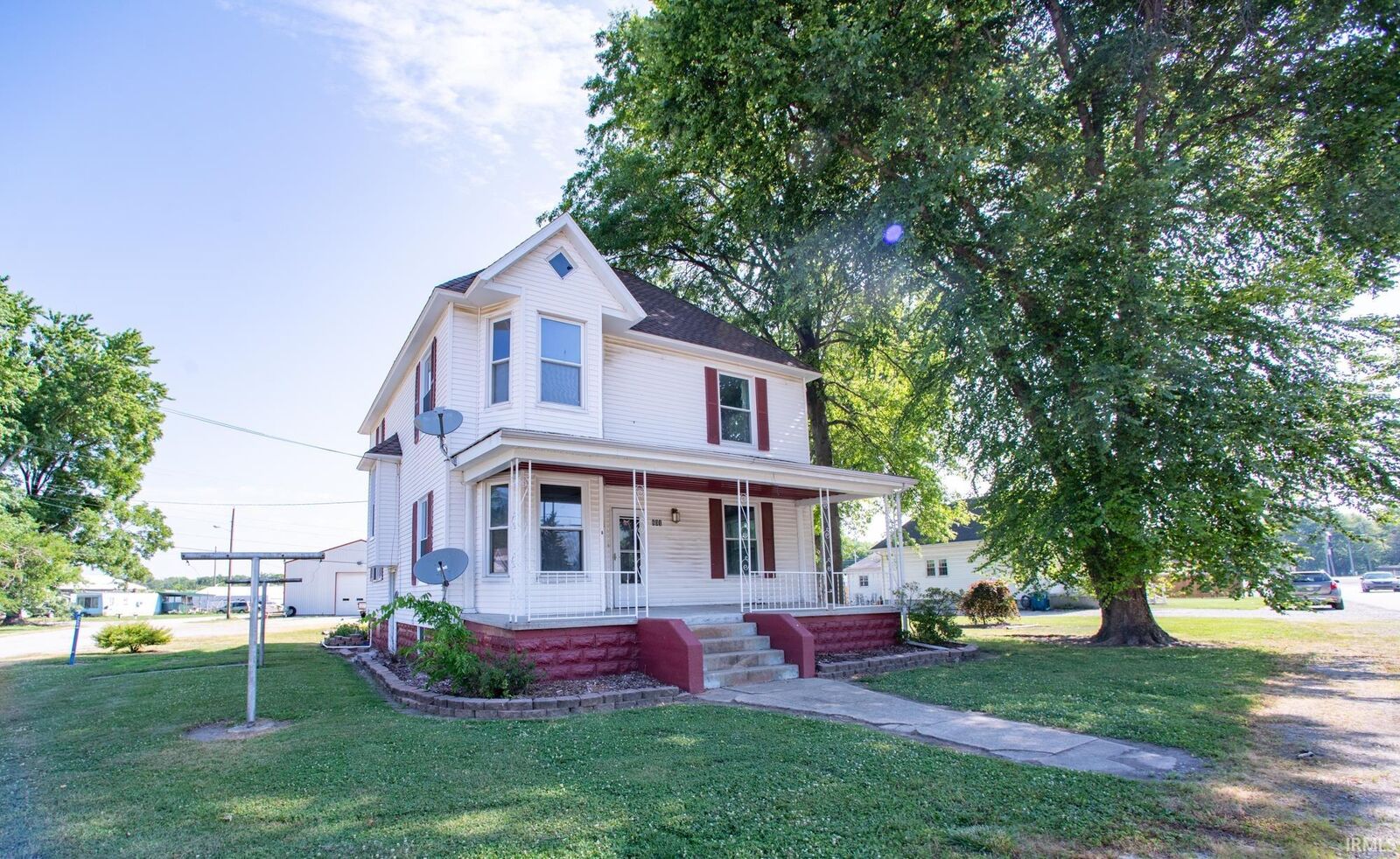 Property Photo:  601 E Maple Street  IN 47561 