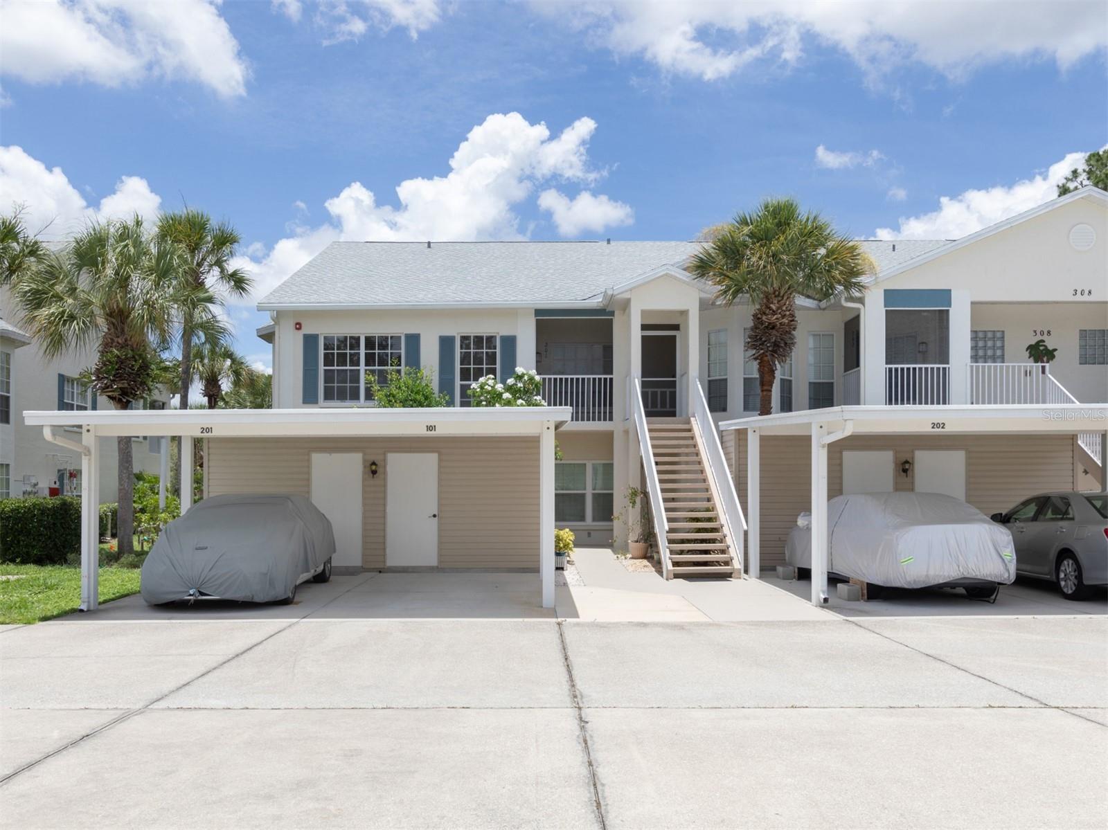 Property Photo: 308 Lynbrook Circle 101 FL 34292