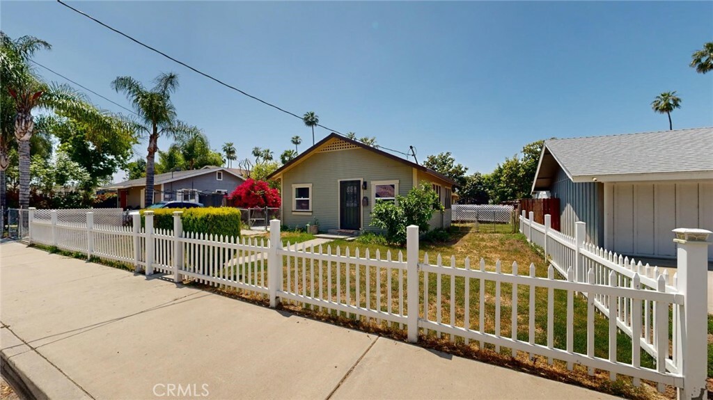 Property Photo:  4230 13th  CA 92501 