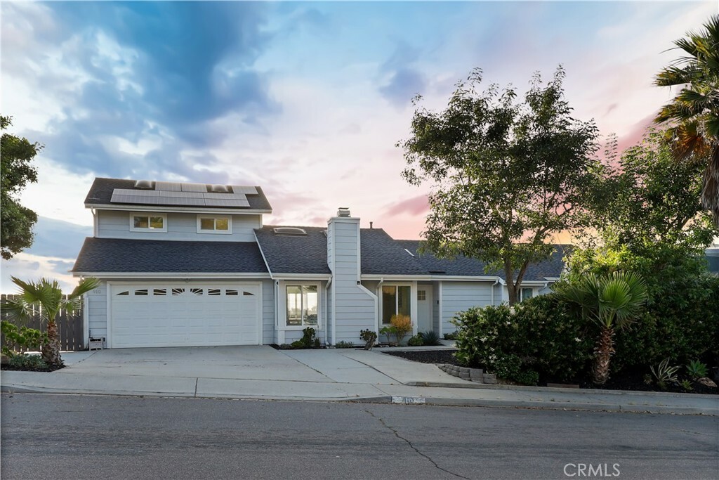 Property Photo: 910 Lake Ridge Drive CA 92078