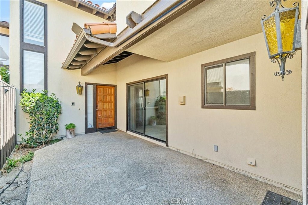 Property Photo:  185 Foxenwood Drive  CA 93455 