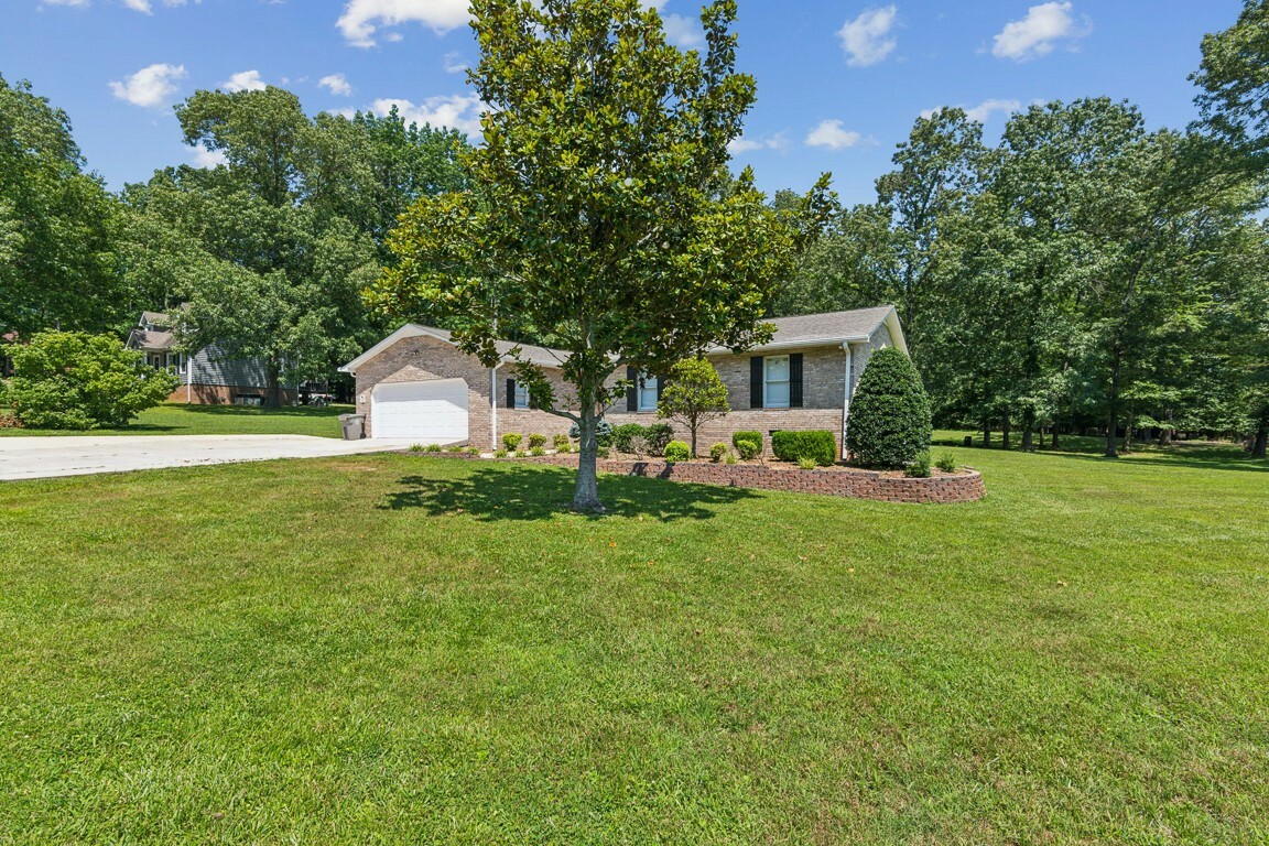 Property Photo: 115 Timberlake Dr TN 37330