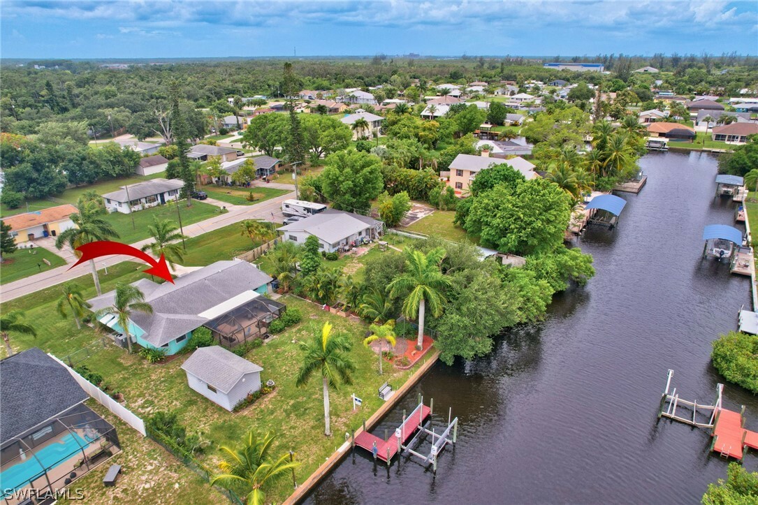 Property Photo:  12315 Davis Boulevard  FL 33905 