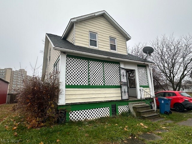 213 W 16th Street  Lorain OH 44052 photo