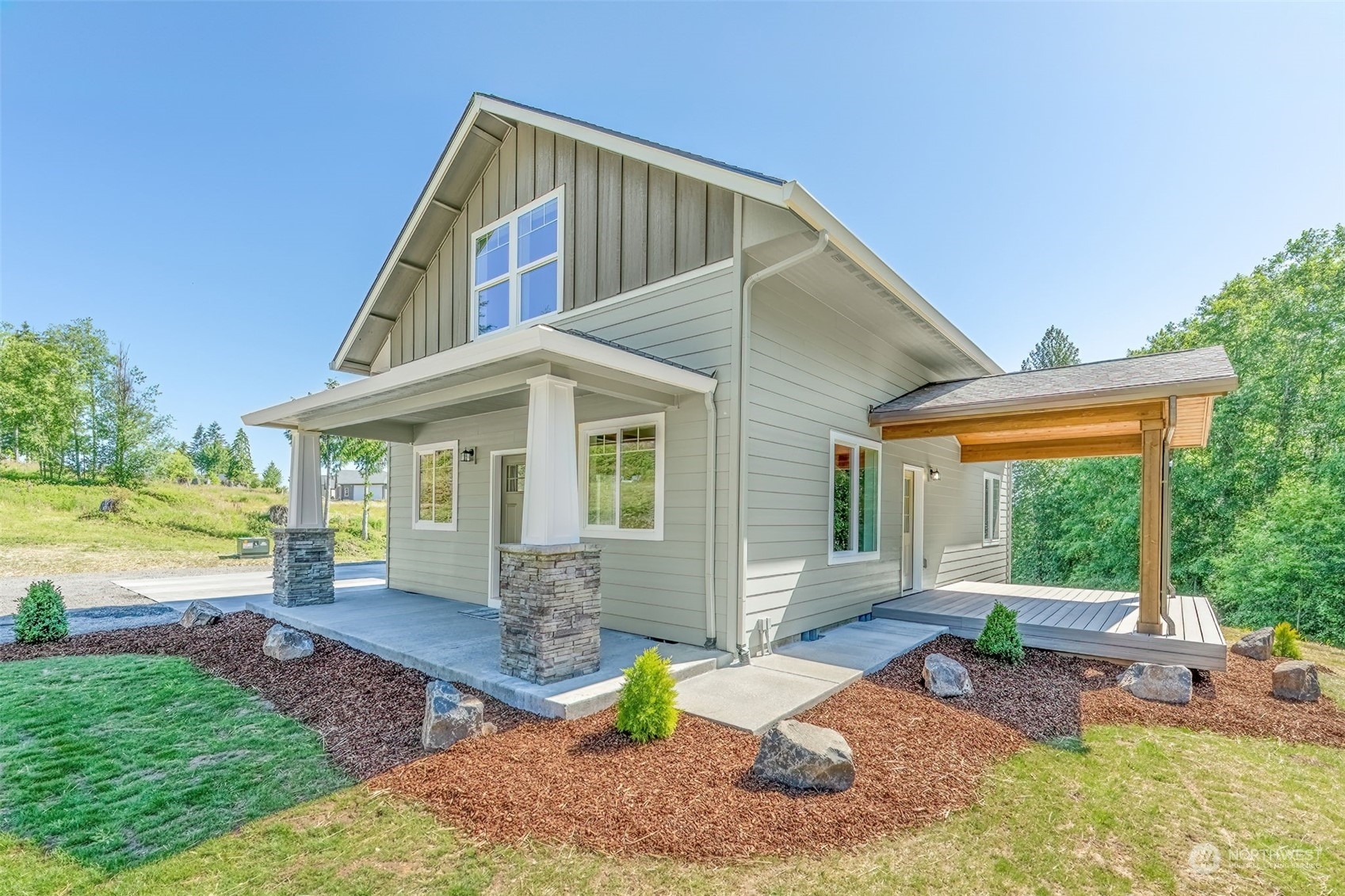 Property Photo:  192 Red Hawk Drive  WA 98611 