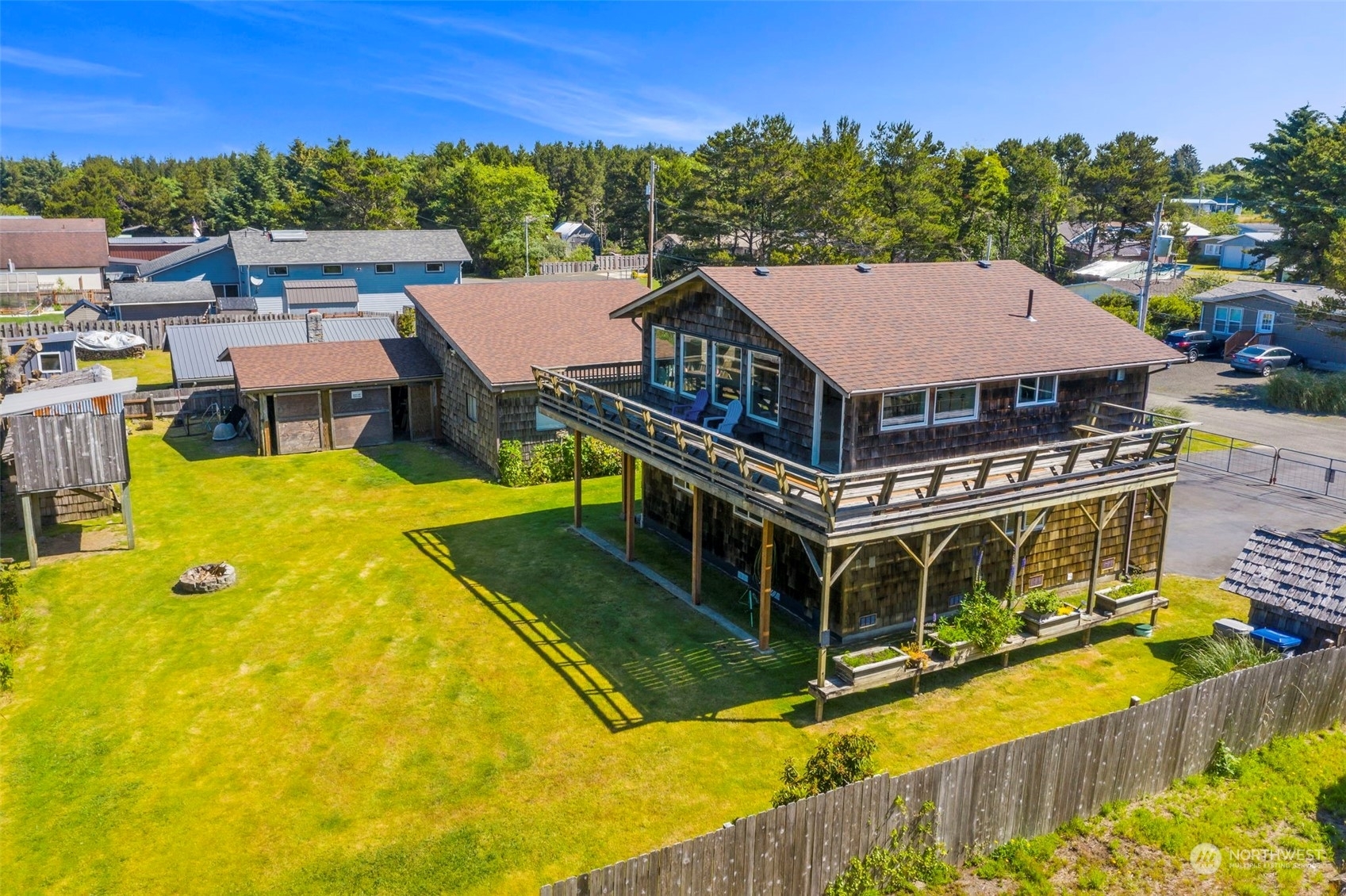 Property Photo:  1333 Oceano Drive  WA 98547 