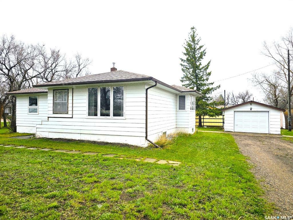 Property Photo:  245 1st  SK S0H 2W0 