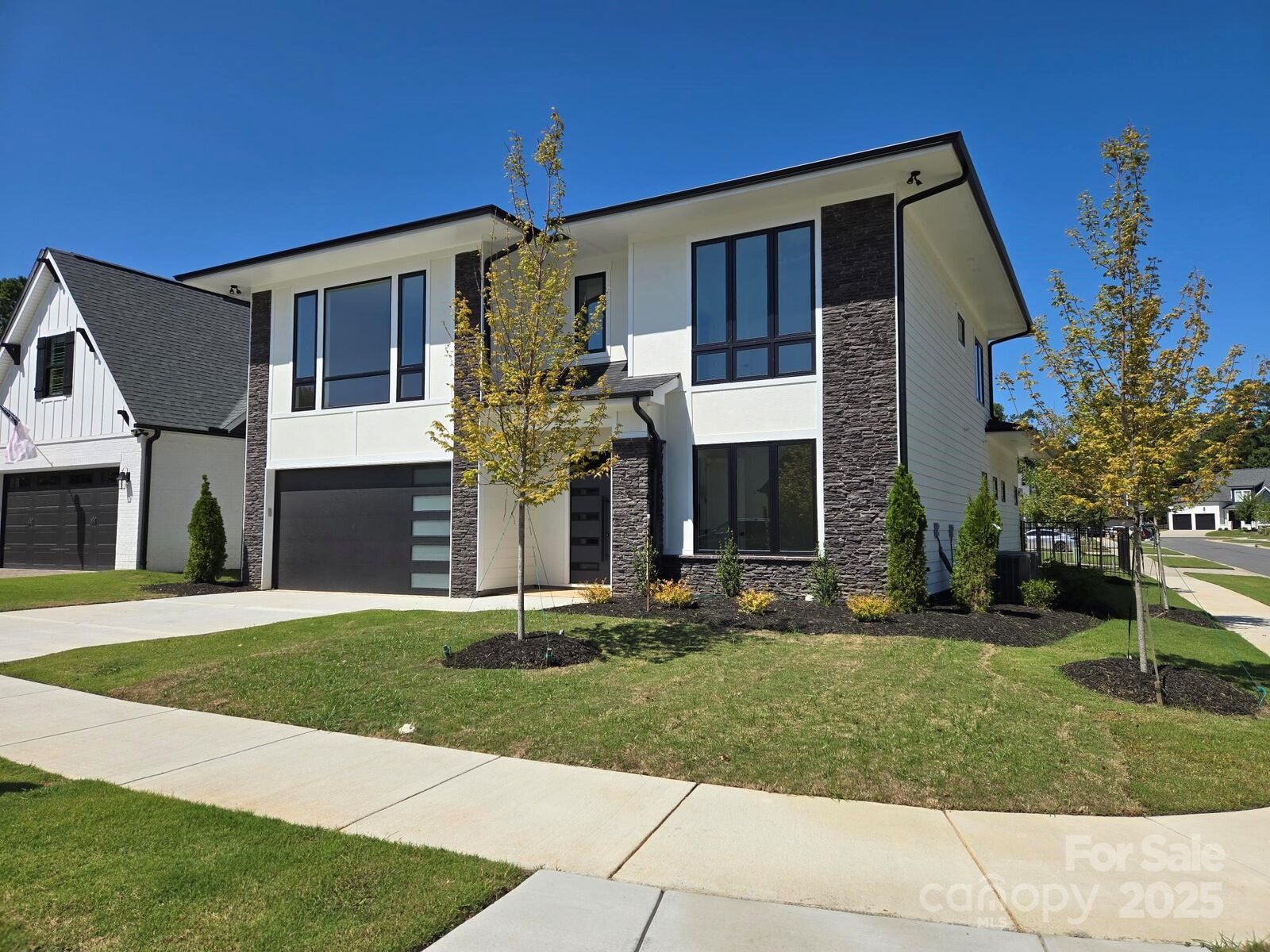 Property Photo:  13217 Terrace Court Drive  NC 28278 