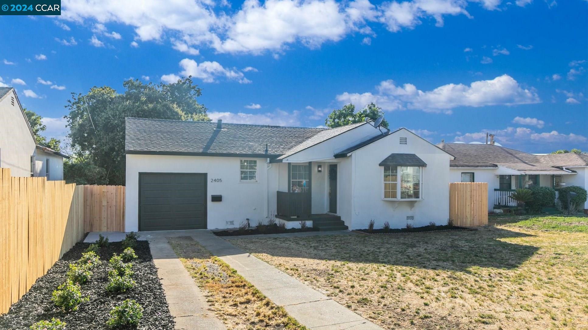 Property Photo:  2405 Alameda  CA 94590 