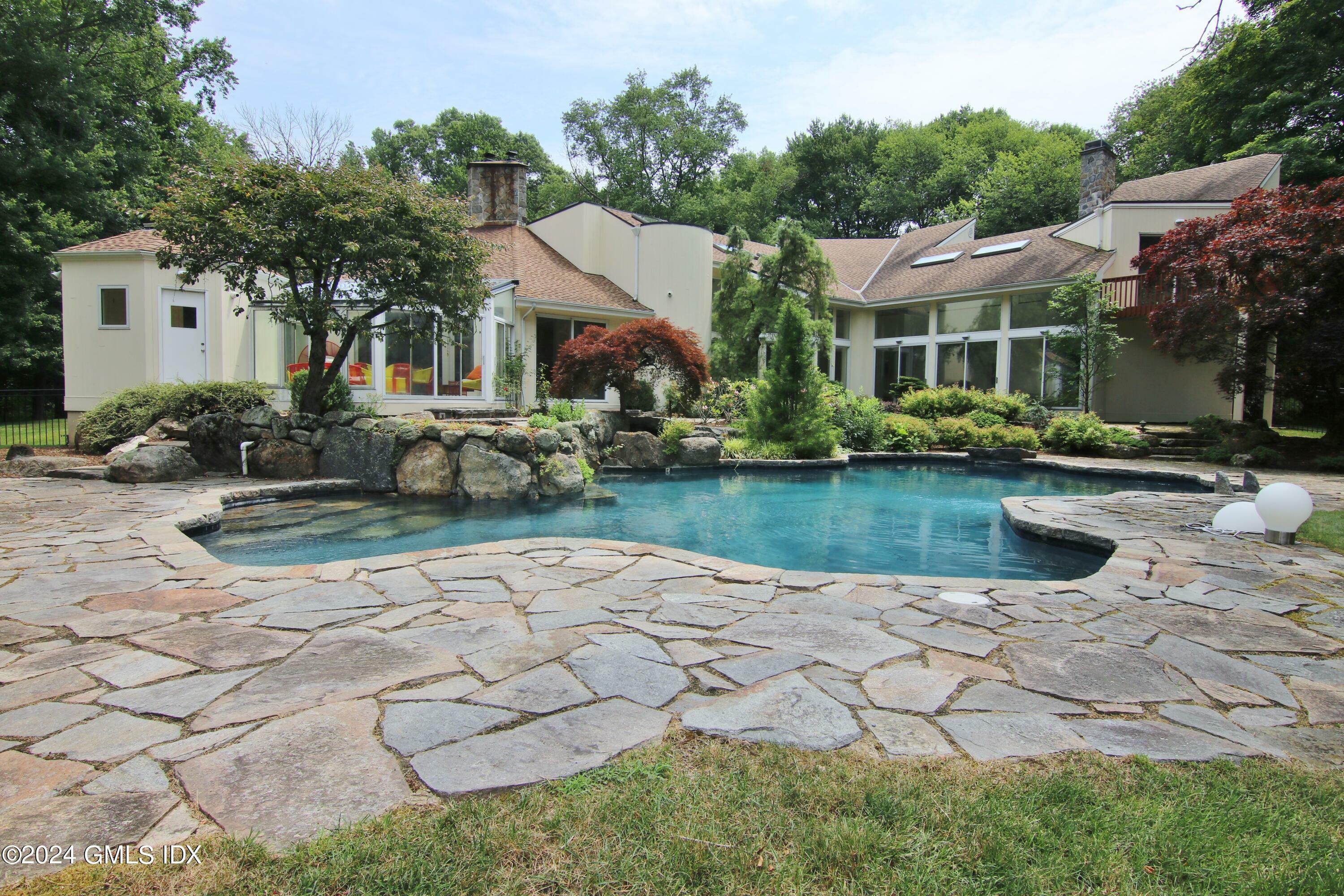 897 Lake Avenue  Greenwich CT 06831 photo