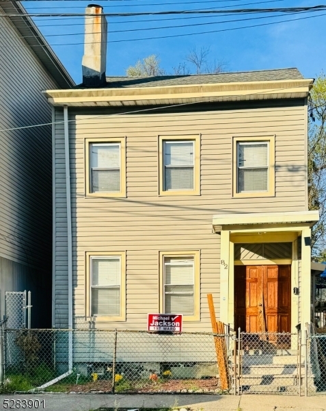 Property Photo:  82 Arch St  NJ 07522 