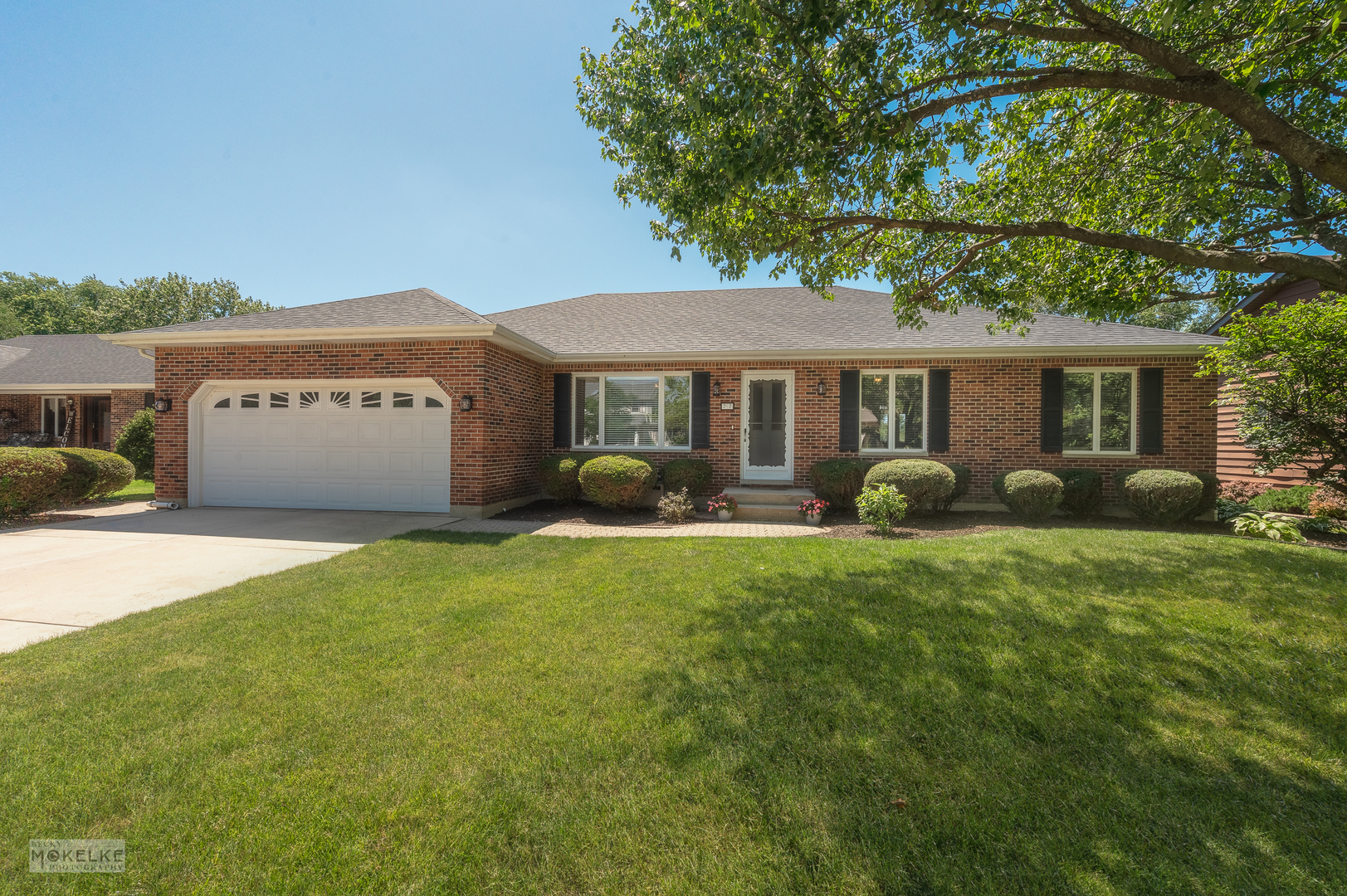 Property Photo:  77 Brockway Drive  IL 60543 