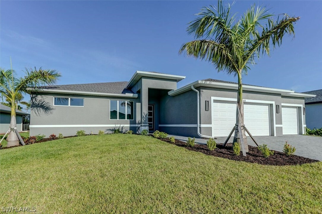 Property Photo:  428 SW 28th Place  FL 33991 