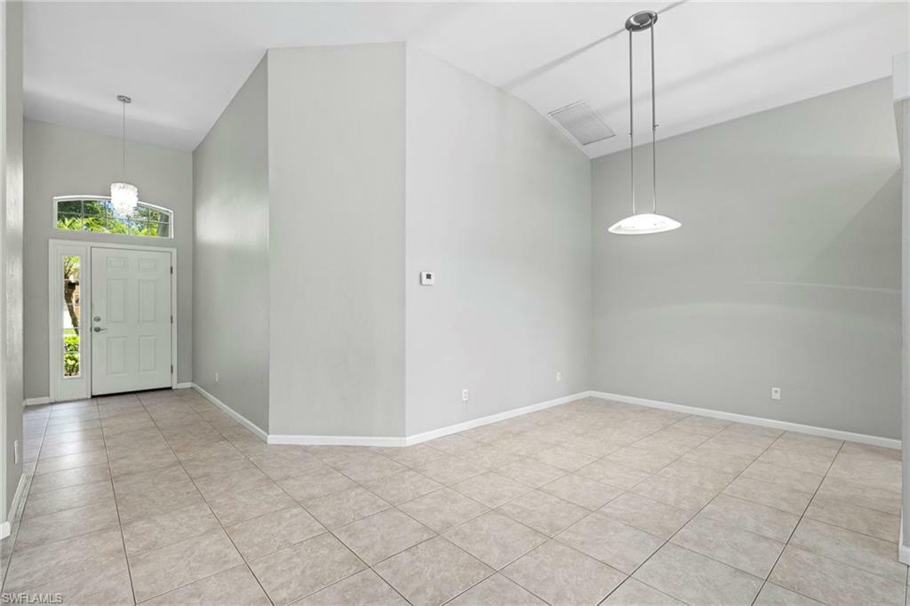 Property Photo:  6773 Southern Oak Ct  FL 34109 