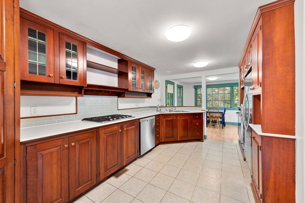 Property Photo:  17 Hillside Ave  MA 01890 