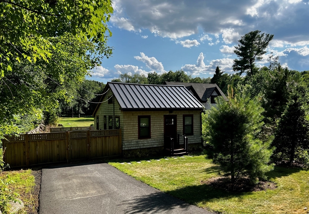 Property Photo:  14 Old Cambridge Turnpike A  MA 01773 