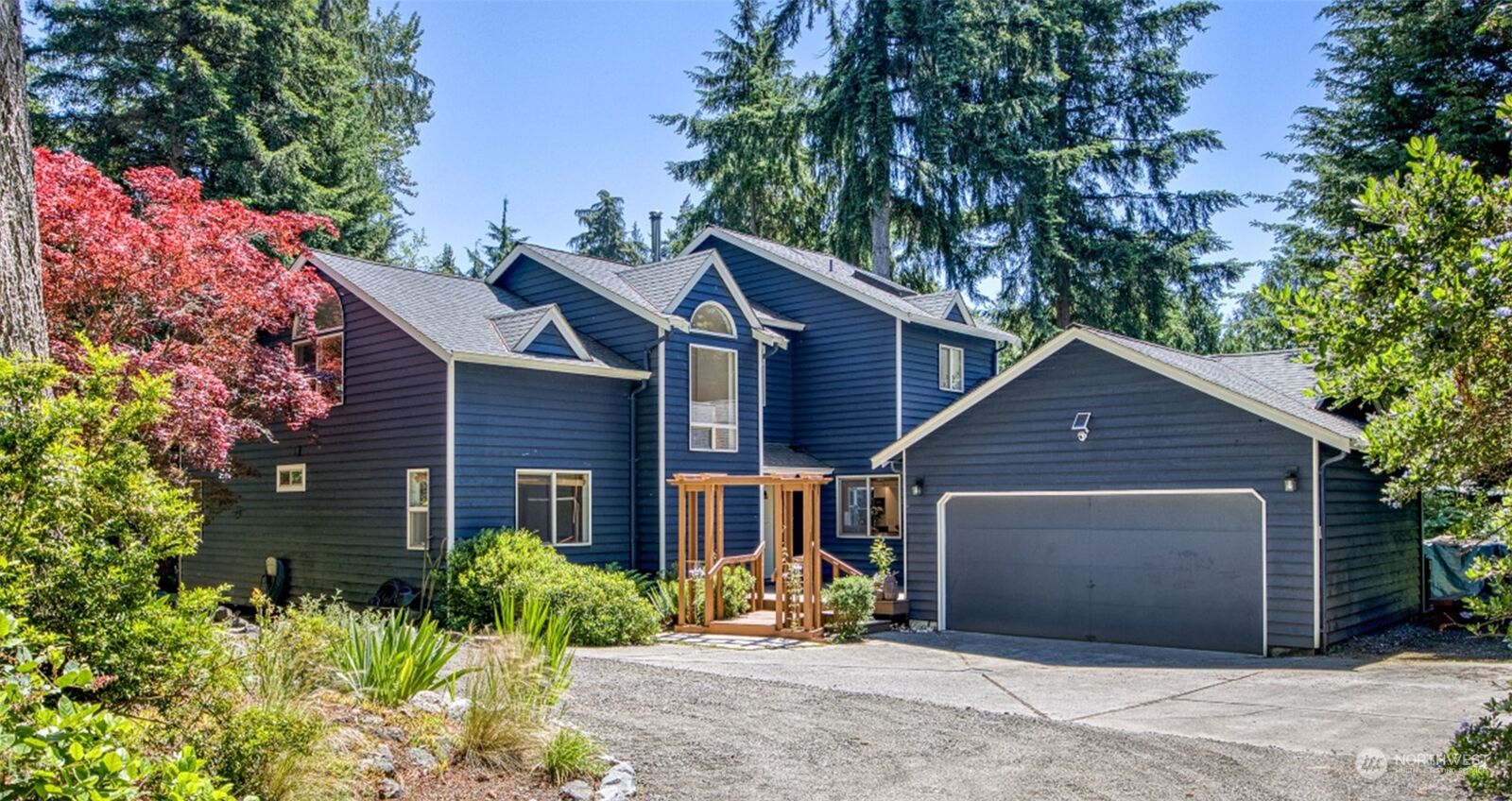 House for sale in Bainbridge Island 8469 Ferncliff Avenue NE