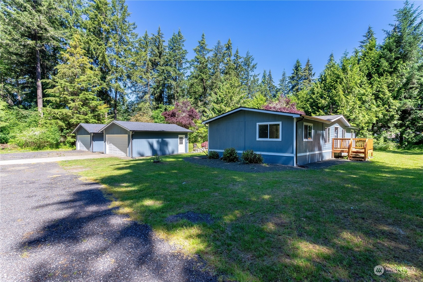 Property Photo:  23520 41st Avenue E  WA 98387 