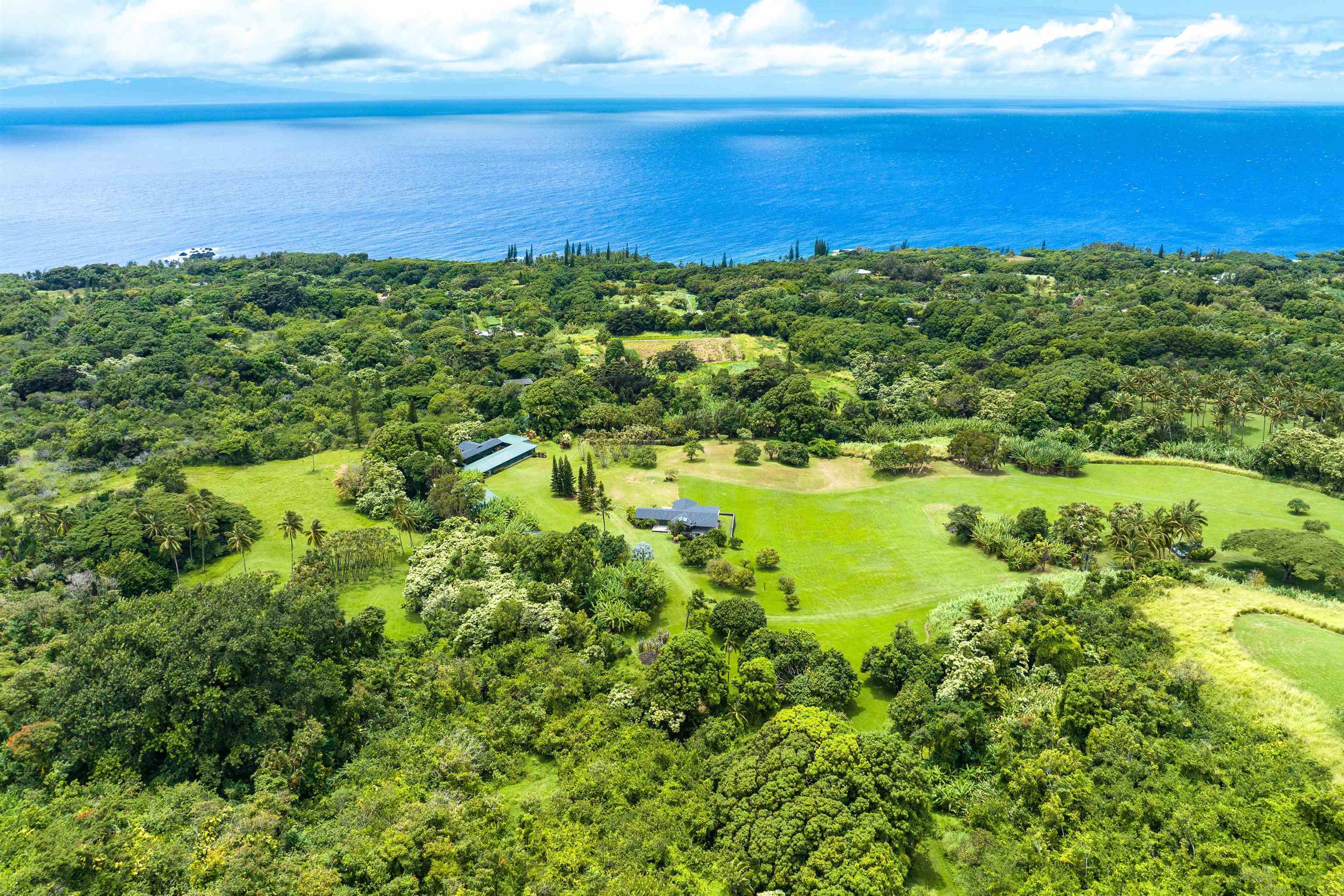 Property Photo: 40723 Hana Hwy HI 96713