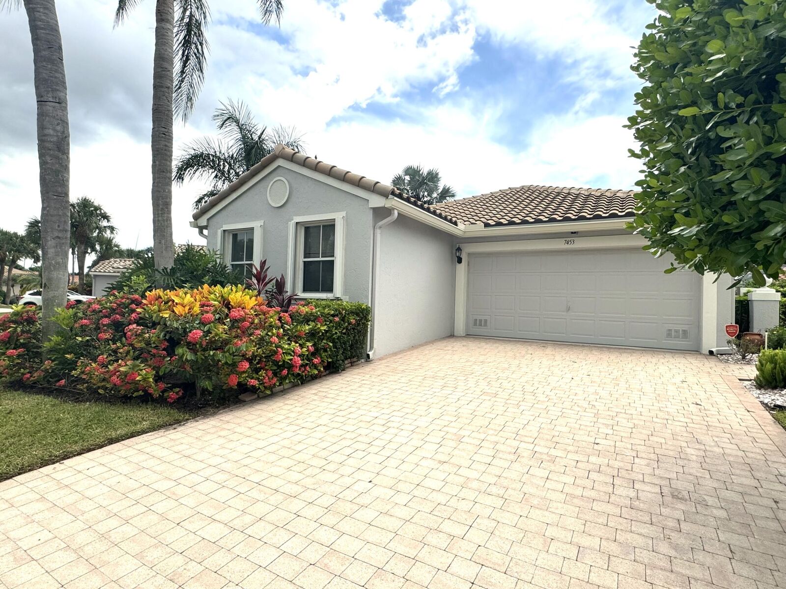 Property Photo: 7453 Granville Avenue FL 33437