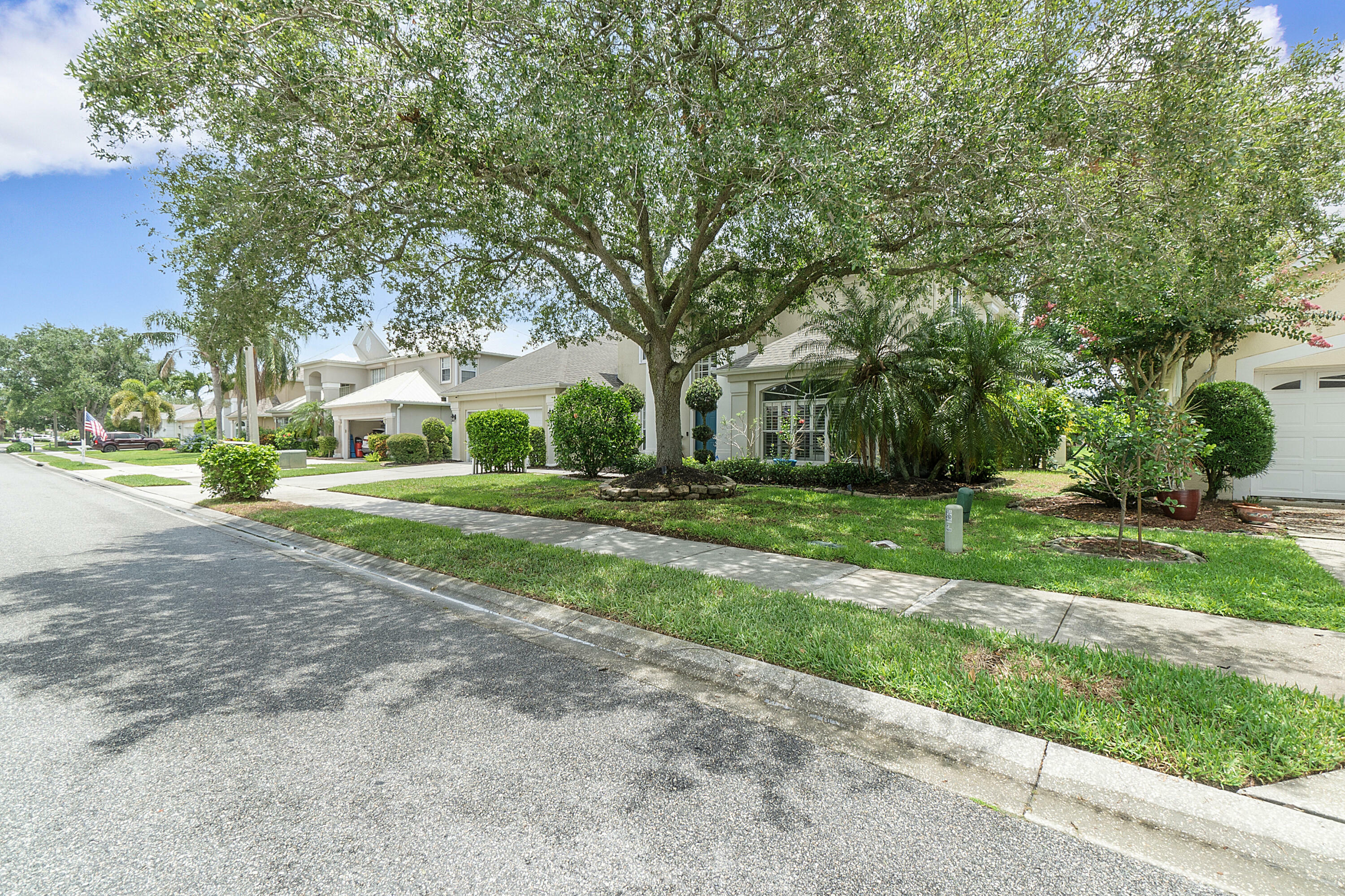 Property Photo:  760 Autumn Glen Drive  FL 32940 