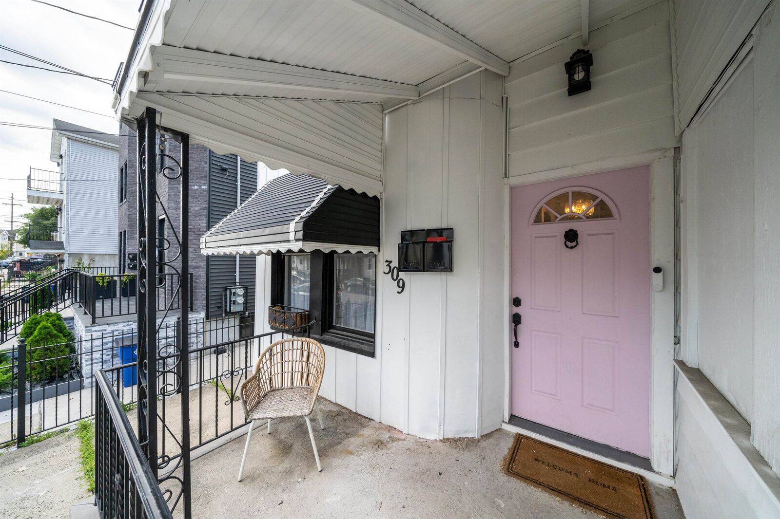 Property Photo: 309 Arlington Ave Eh NJ 07304-1111