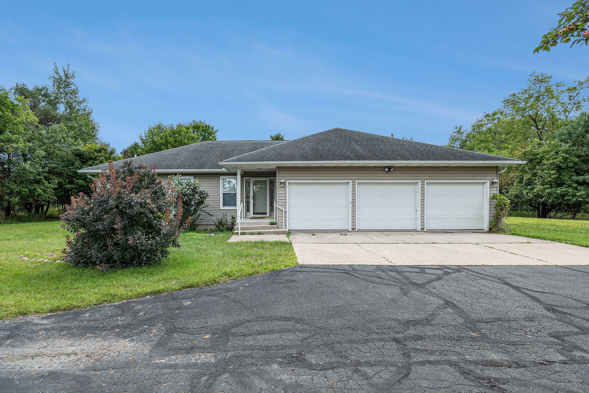 Property Photo:  3675 Shady Lane  MI 49677 