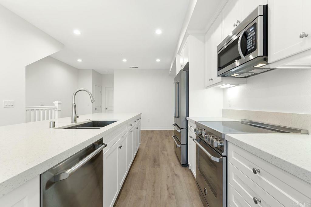 Property Photo: 1114 Makena Way CA 92054