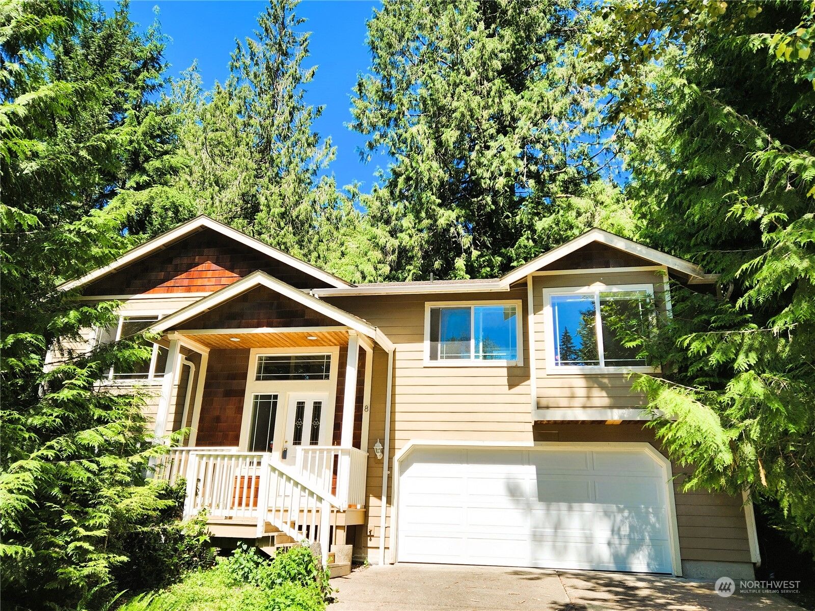 Property Photo:  8 Horseshoe Circle  WA 98229 