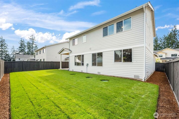 Property Photo:  15217  106th Avenue E  WA 98374 