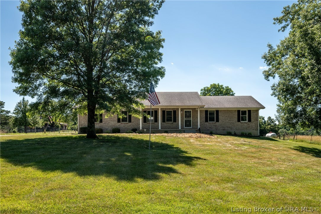 Property Photo:  8925 Tom Evans Road  IN 47124 