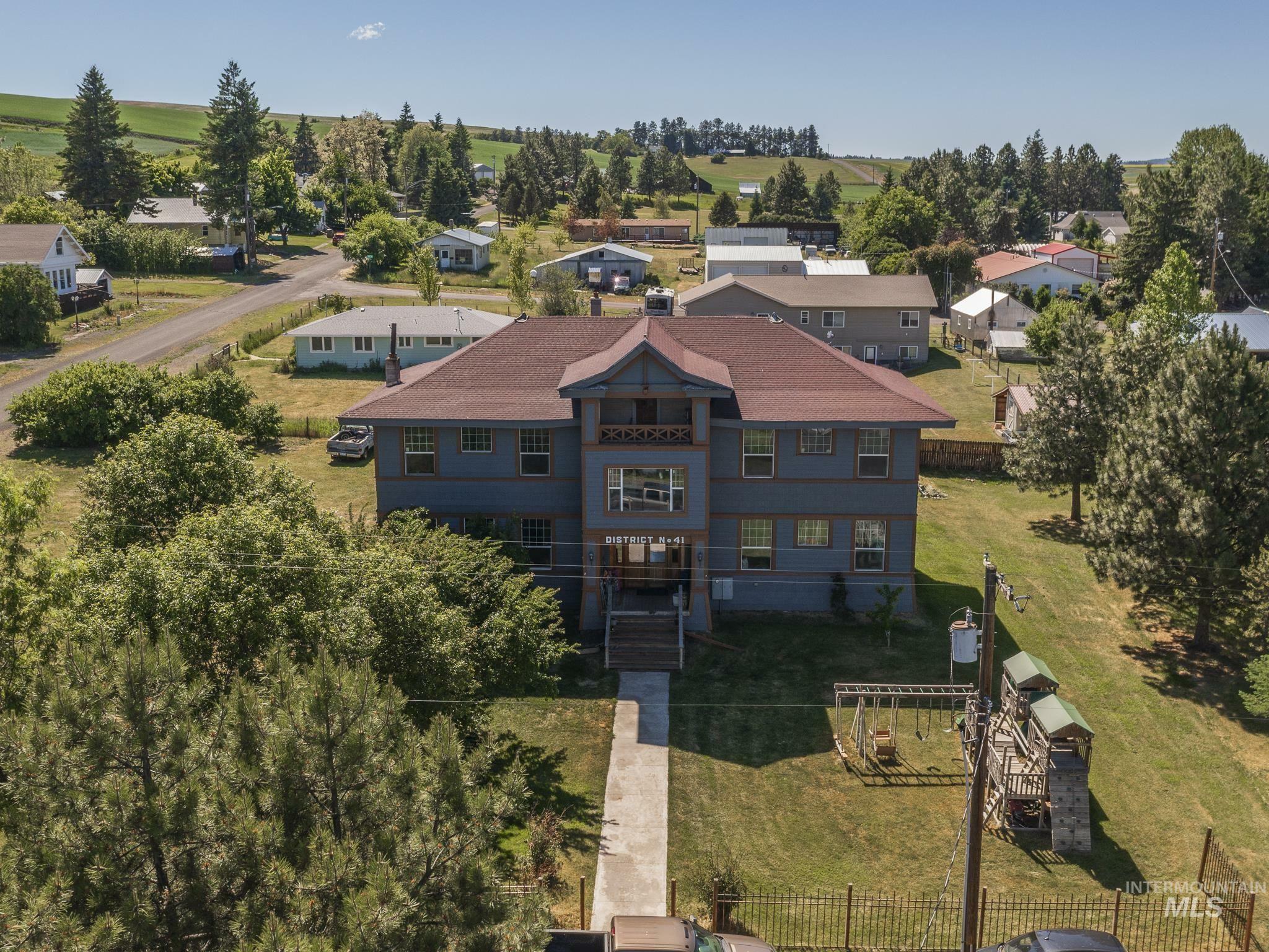 Property Photo:  210 Front St  ID 83526 